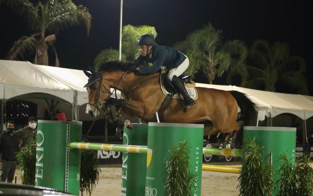 stephan barcha cavaleiro hipismo